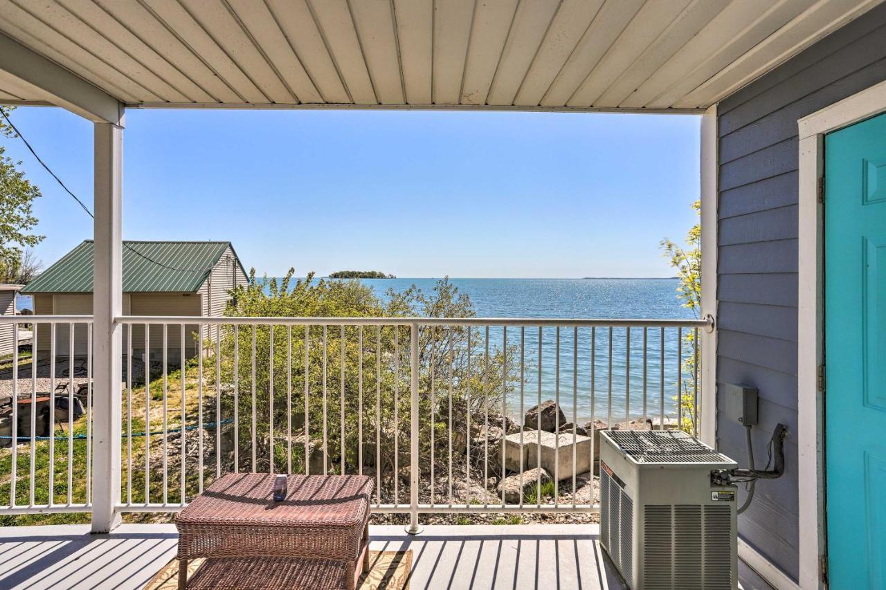דירות פוט-אין-ביי Waterfront Bass Island Retreat With Balcony And Tv מראה חיצוני תמונה